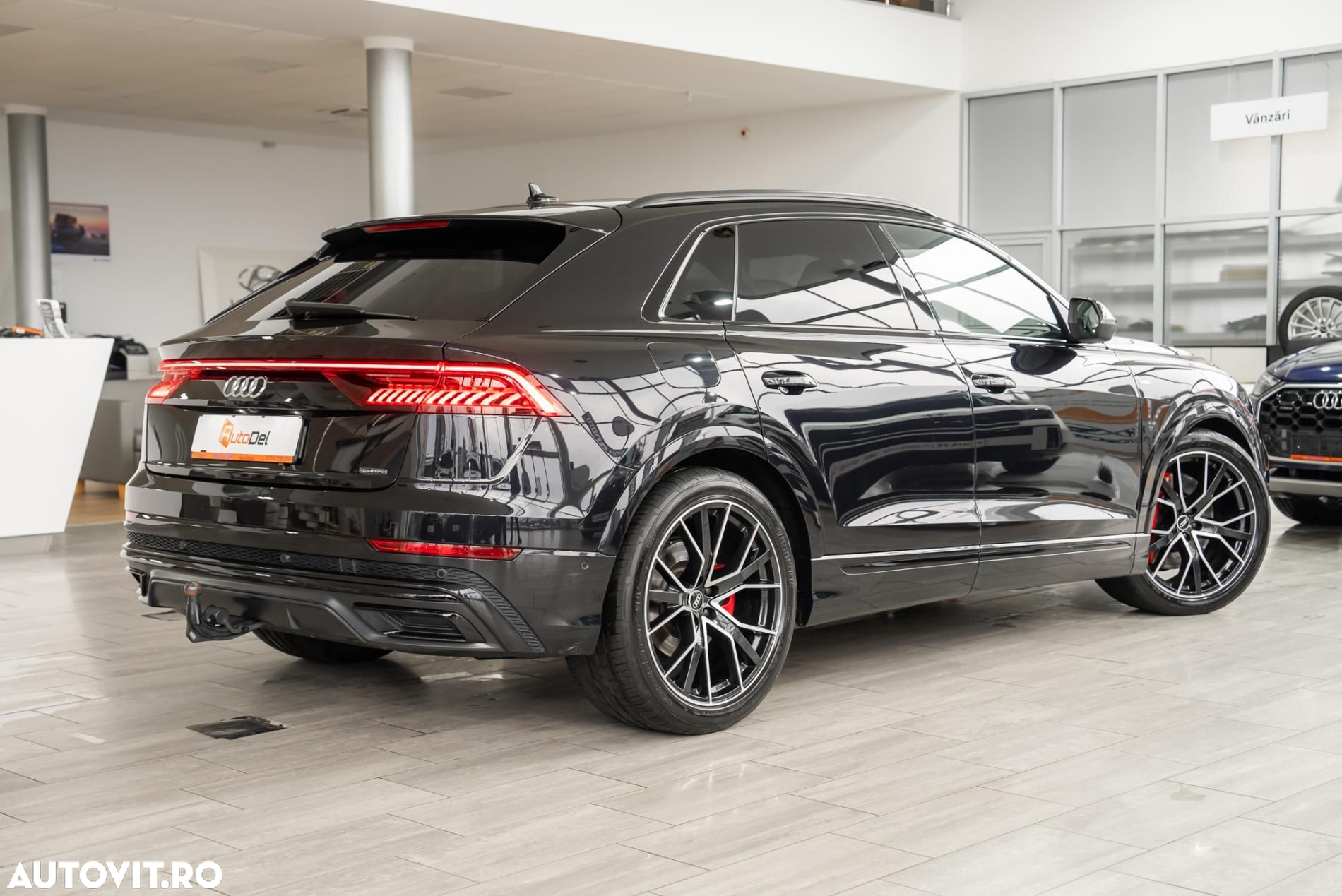 Audi Q8 60 TFSIe quattro tiptronic - 4