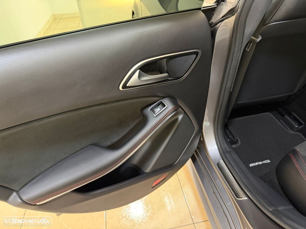 Mercedes-Benz CLA 220 d AMG Line Aut. - 35