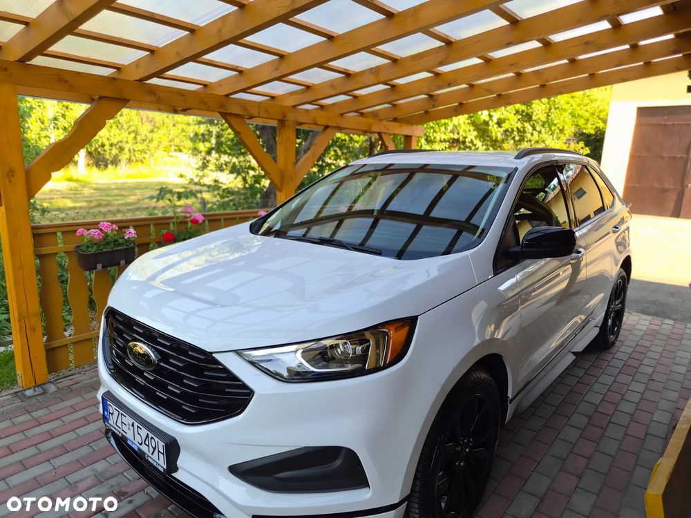 Ford Edge - 9