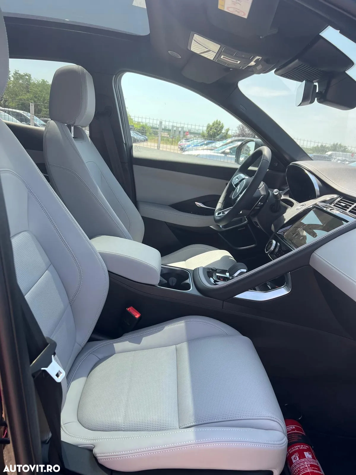 Jaguar E-Pace - 3