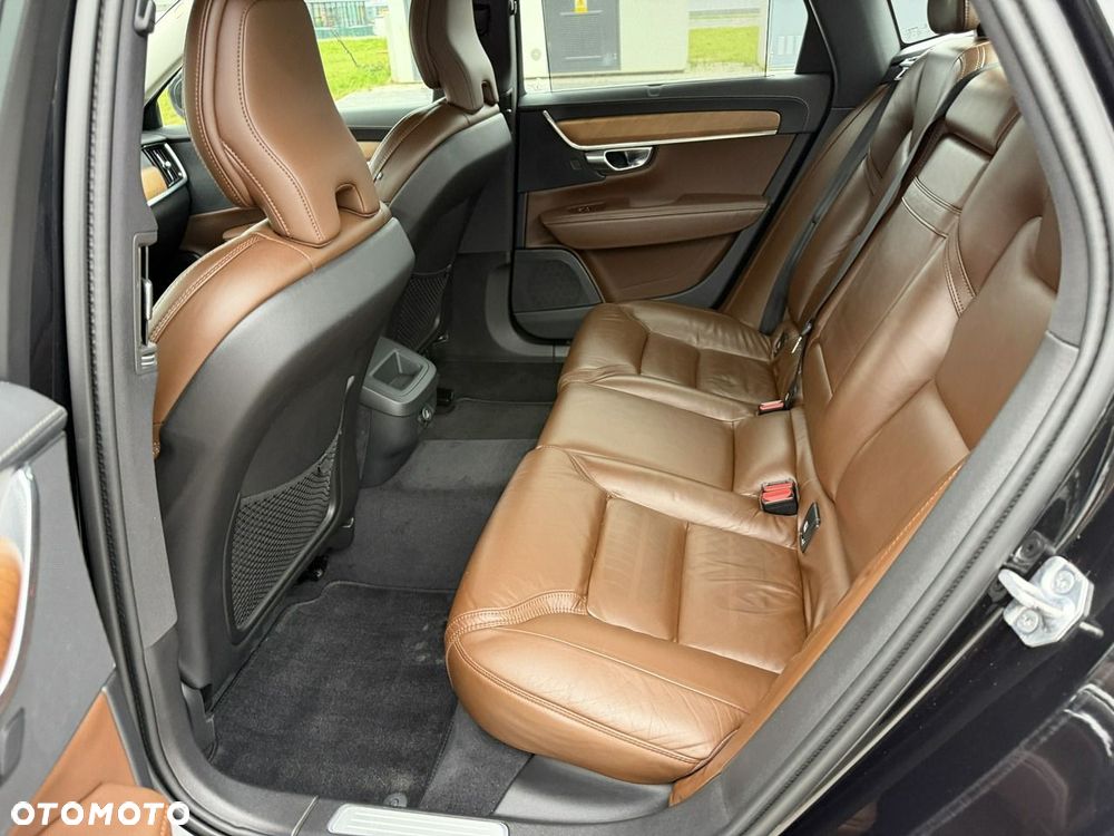 Volvo S90 - 30