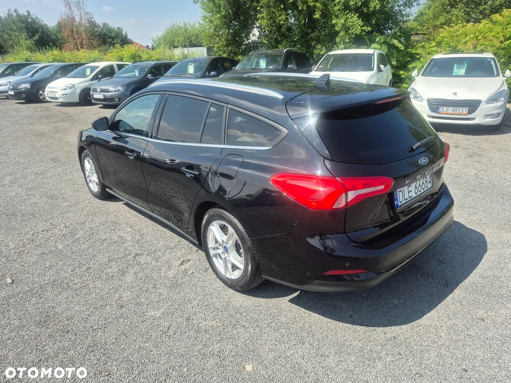 Ford Focus 1.0 EcoBoost STart-Stopp-System TITANIUM DESIGN - 5