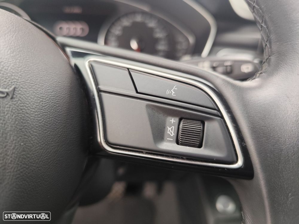 Audi A4 Avant 30 TDI S tronic - 17