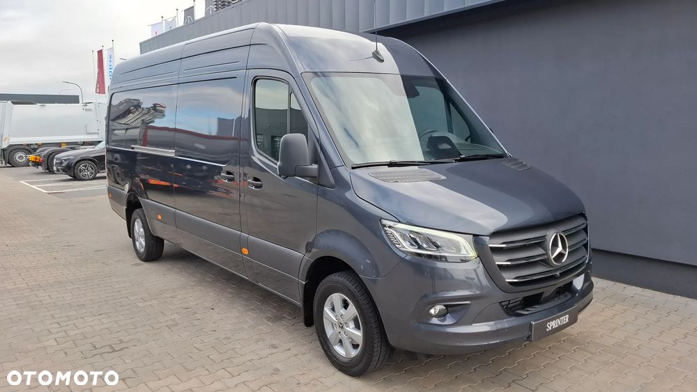 Mercedes-Benz Sprinter - 4