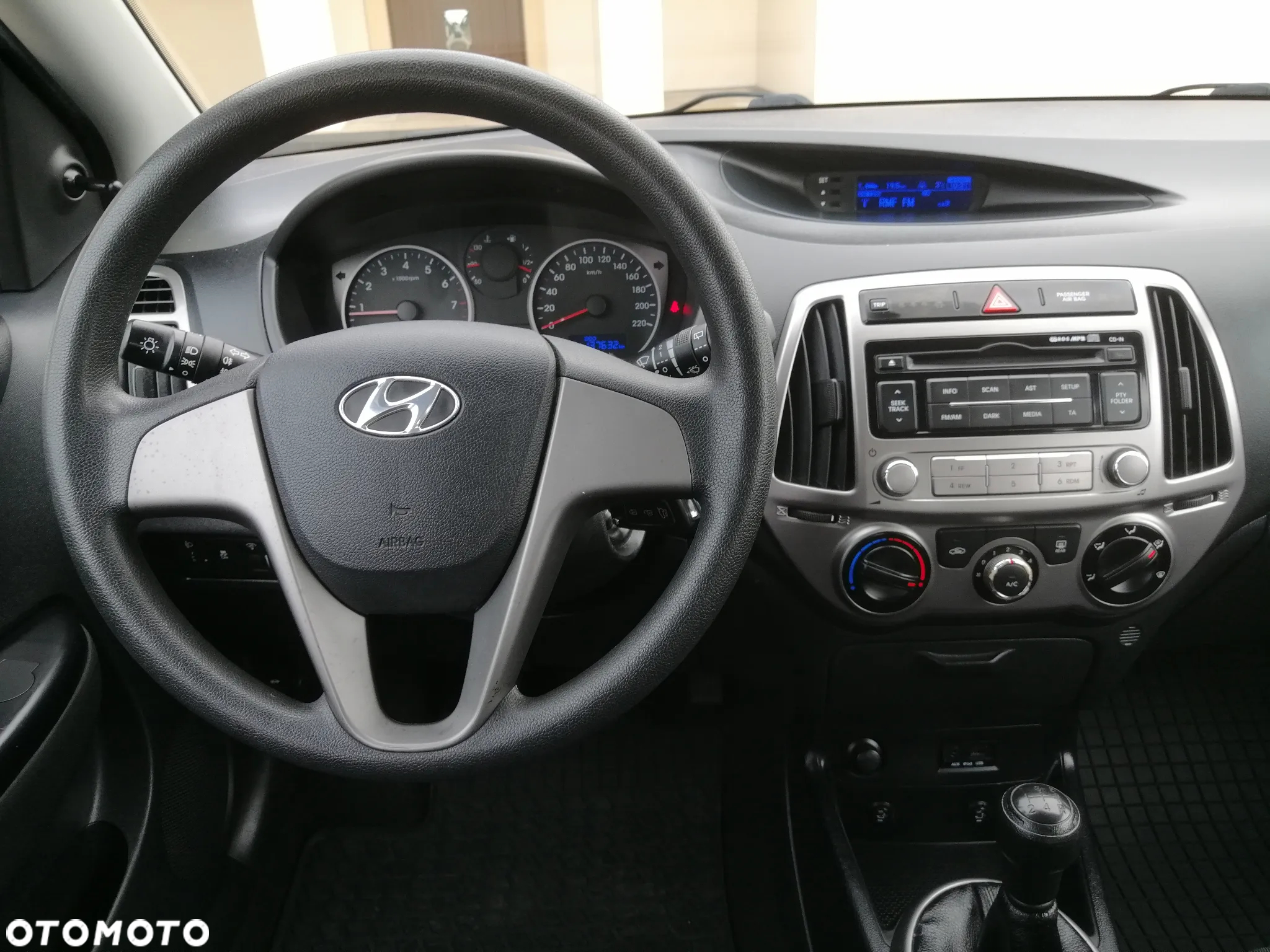 Hyundai i20 1.25 Comfort - 24