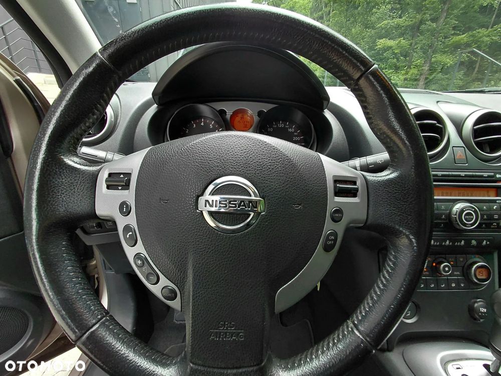 Nissan Qashqai 2.0 Tekna CVT - 9