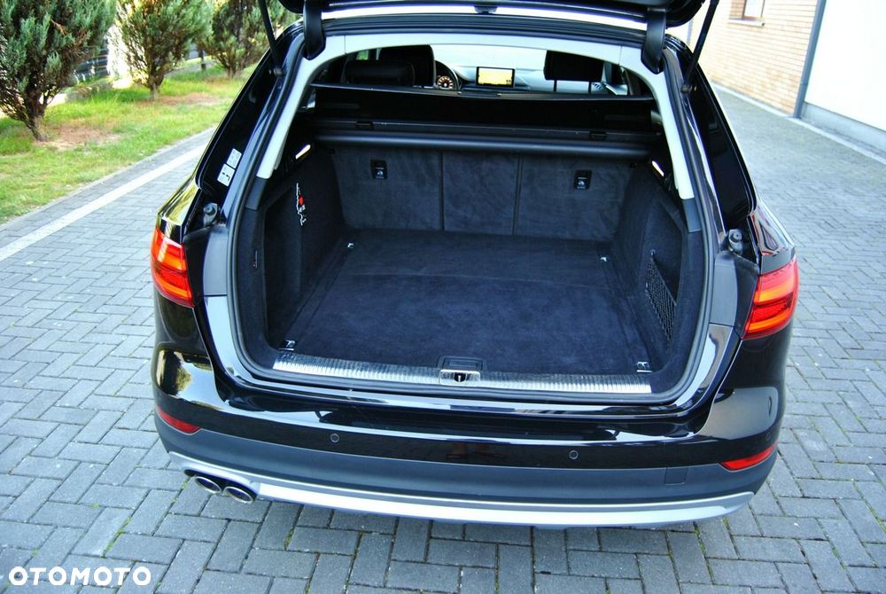 Audi A4 Allroad 2.0 TDI Quattro S tronic - 12