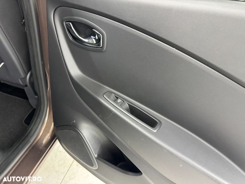 RENAULT Captur 2014 — imagine 24