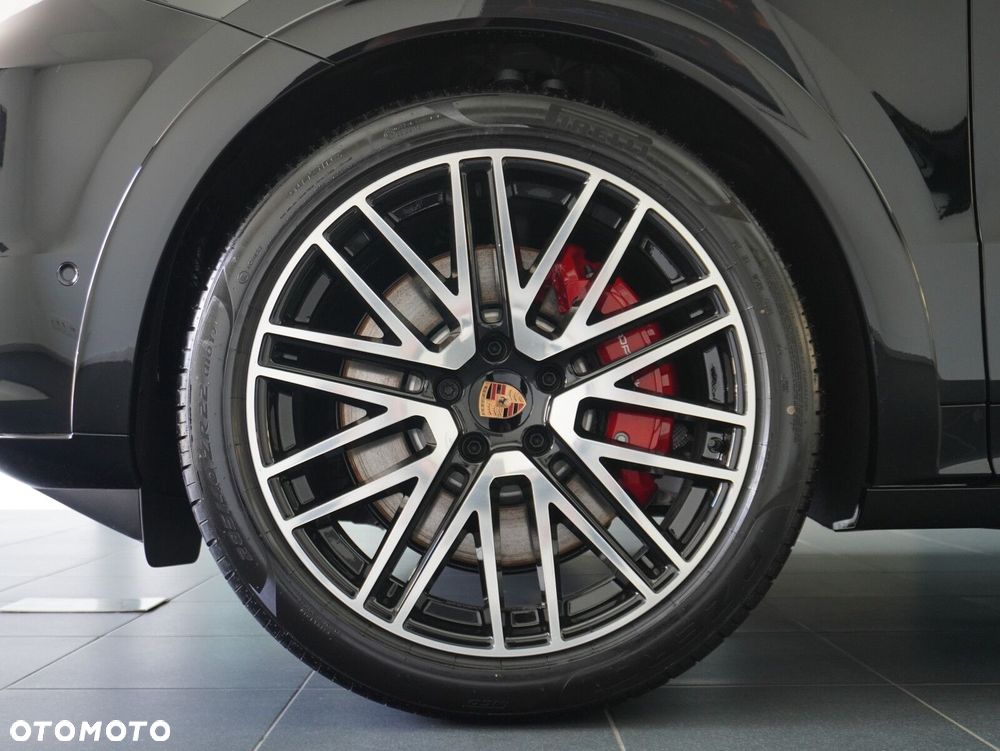 Porsche Cayenne GTS - 11