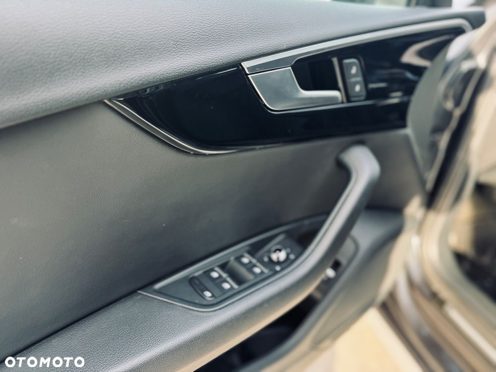 Audi A4 Allroad - 11