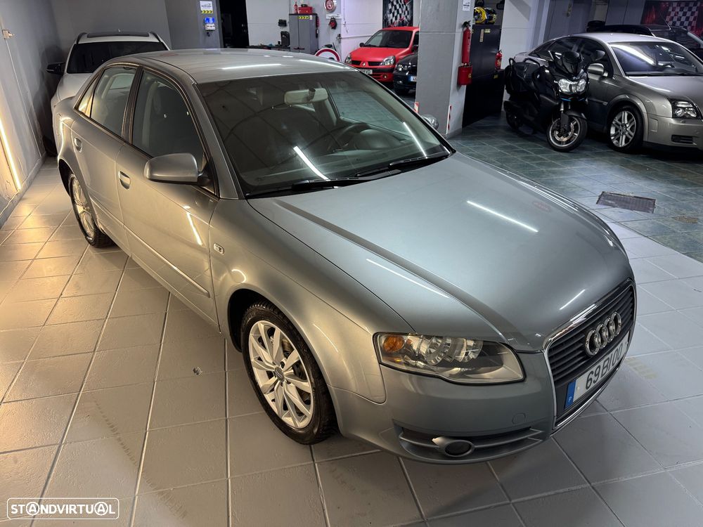 Audi A4 2.0 TDI Exclusive - 27