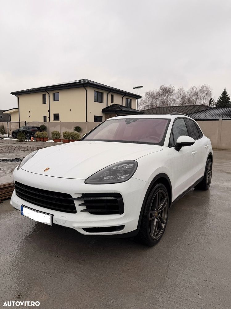 Porsche Cayenne - 2