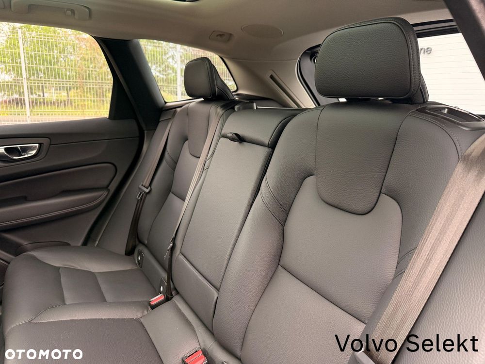 Volvo XC 60 - 32