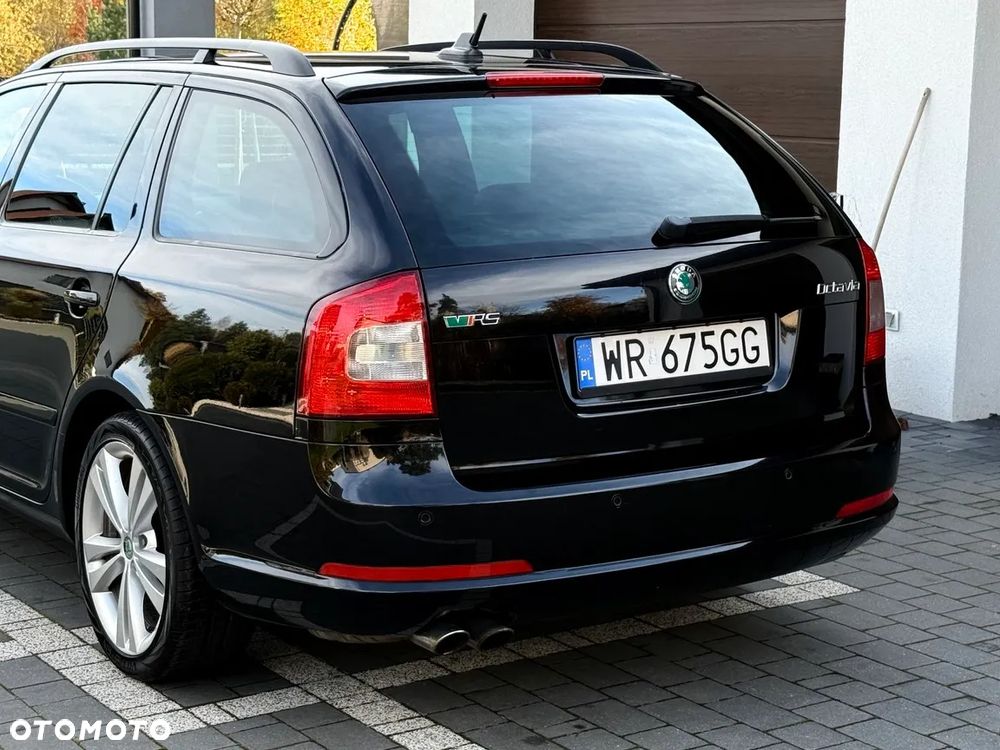 Skoda Octavia II Combi RS - 32