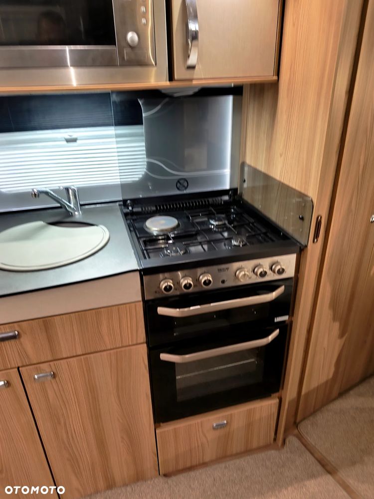 SWIFT Conqueror 570 - 28