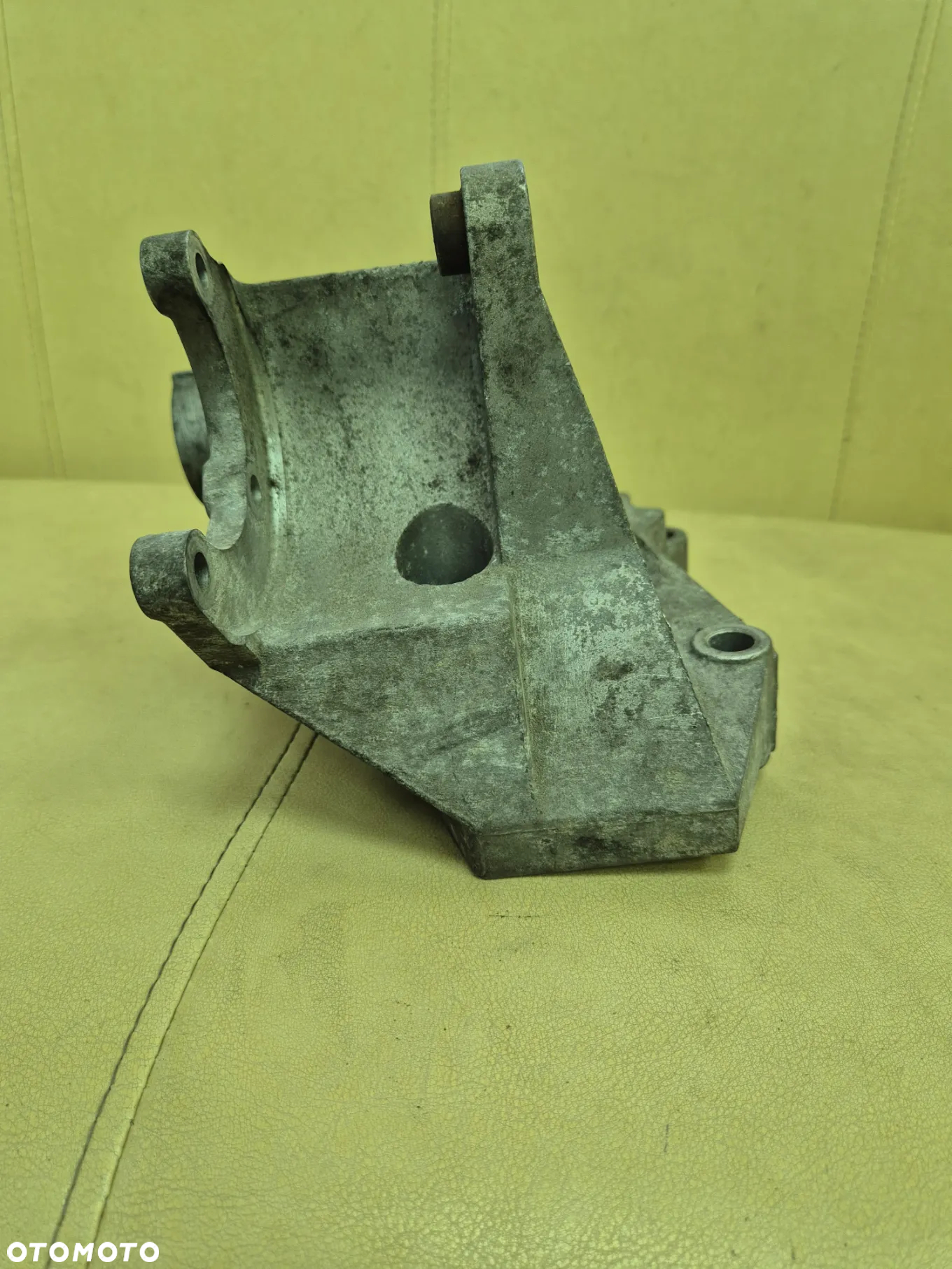 ŁAPA WSPORNIK MOCOWANIE ALTERNATORA VW PASSAT B5 FL/ AUDI A4 B6/ A6 C5/ SKODA SUPERB 1.9 TDI 038903143AE - 8