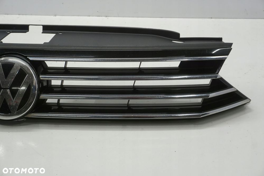 VW PASSAT B8 GRILL ATRAPA CHŁODNICY EMBLEMAT POD RADAR 3G0853653 3G0853601A - 3