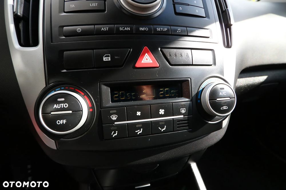 Kia Ceed Cee'd 1.6 Crdi Optimum + - 8