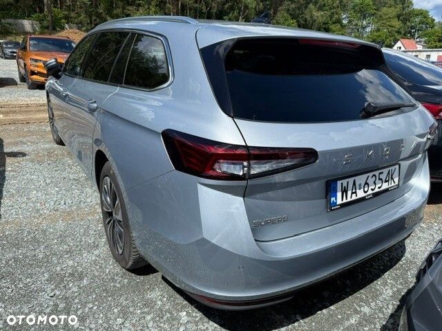 Skoda Superb 2025 photo 2