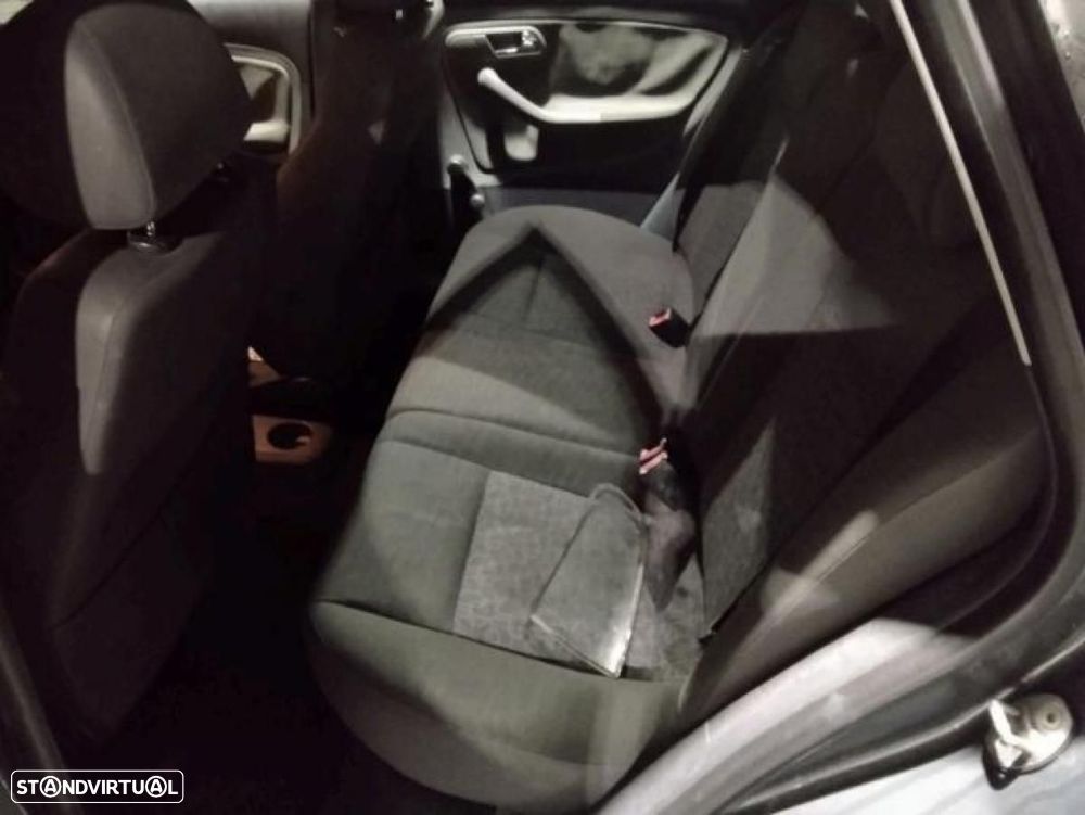 SEAT Ibiza - 4