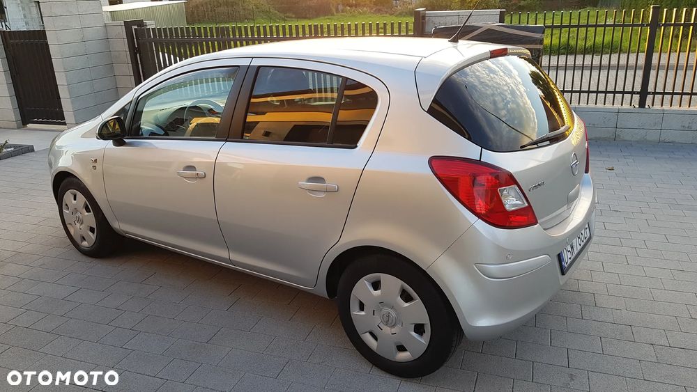Opel Corsa 1.2 16V Color Edition - 12