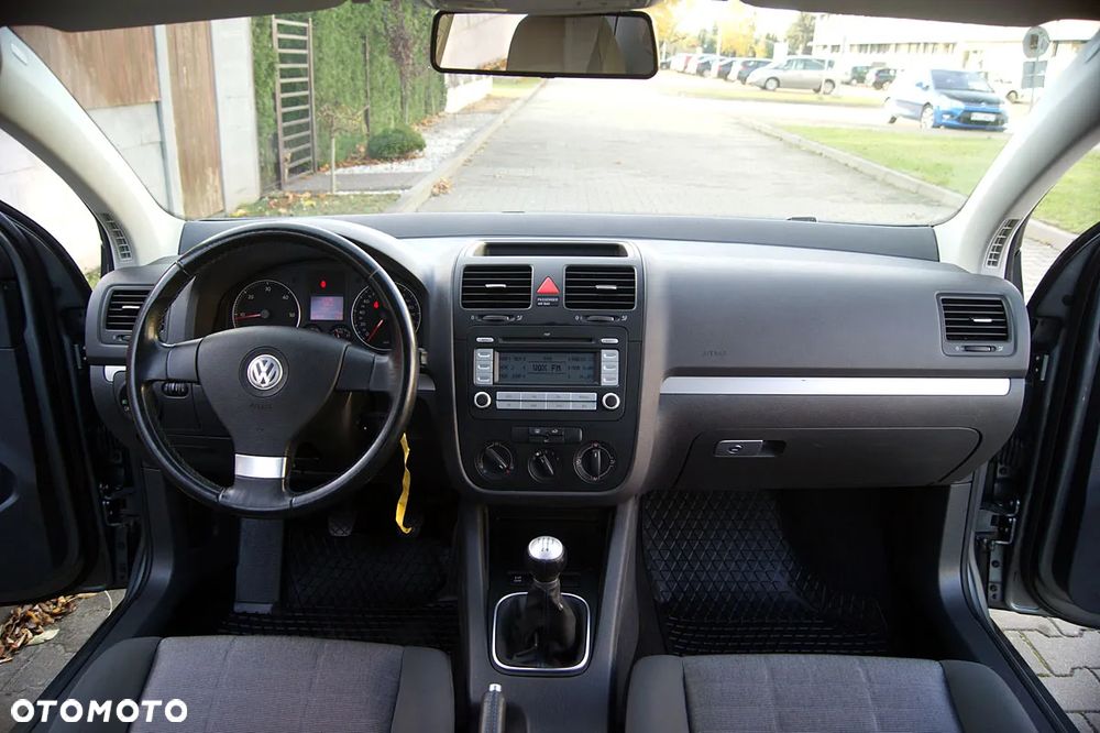 Volkswagen Golf 1.9 TDI Tour - 6