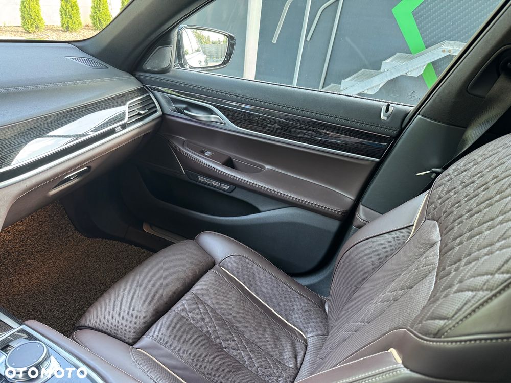 BMW Seria 7 730Ld xDrive sport - 14