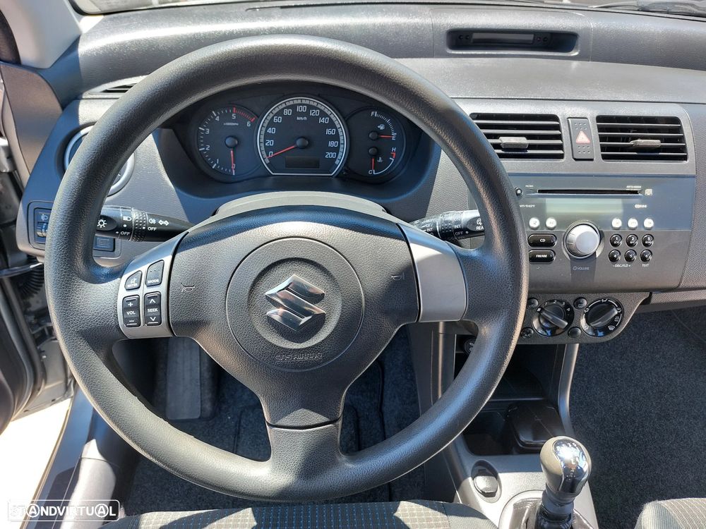Suzuki Swift 1.3 DDiS GLX - 18