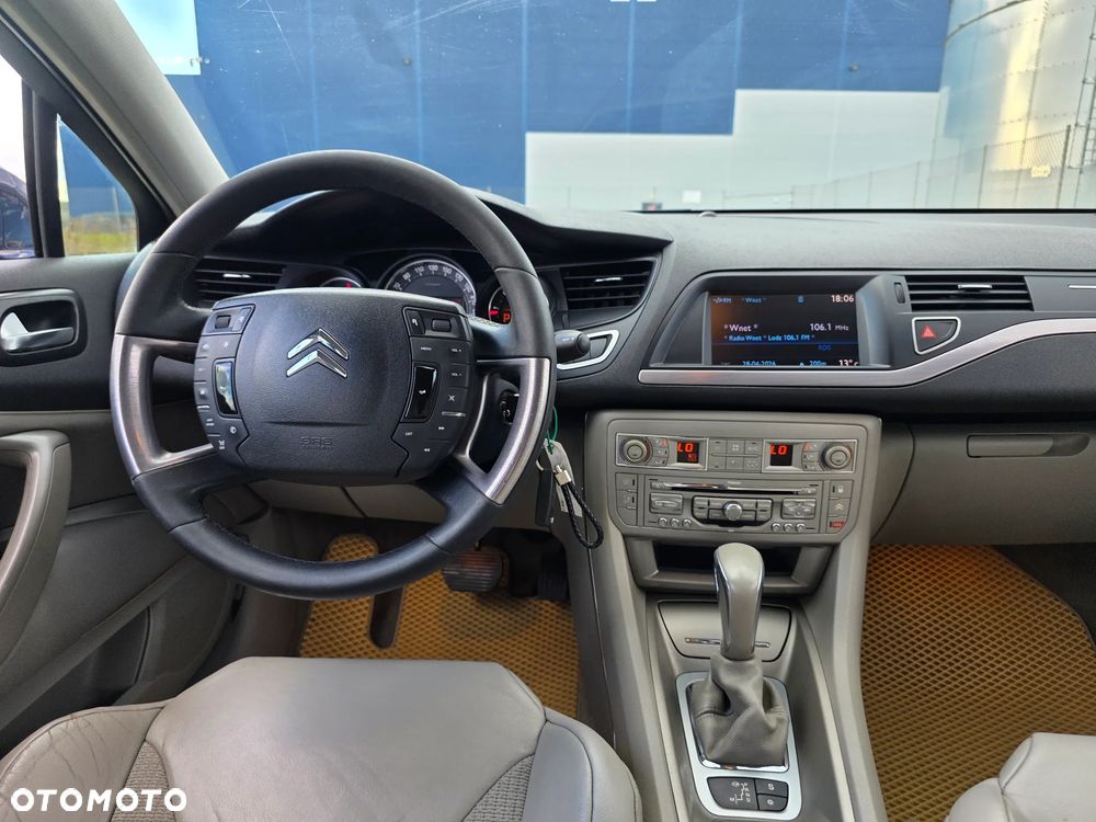 Citroën C5 2.2 HDi Exclusive - 24