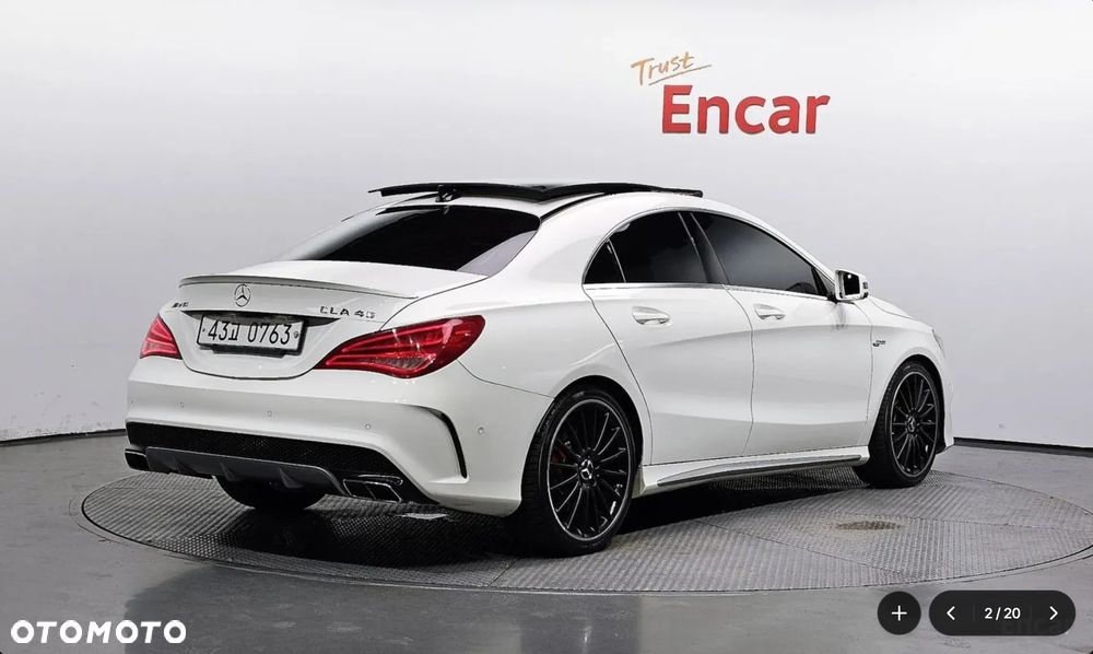 Mercedes-Benz CLA AMG 45 4Matic 7G-DCT - 3