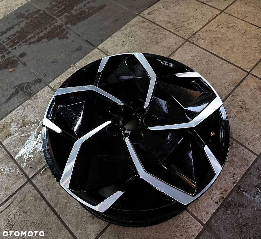 felga aluminiowa hyundai oe hyundai 7.5" x 19" 5x114.3 et 49,5 - 7