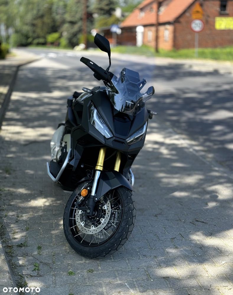 Honda X-ADV - 1