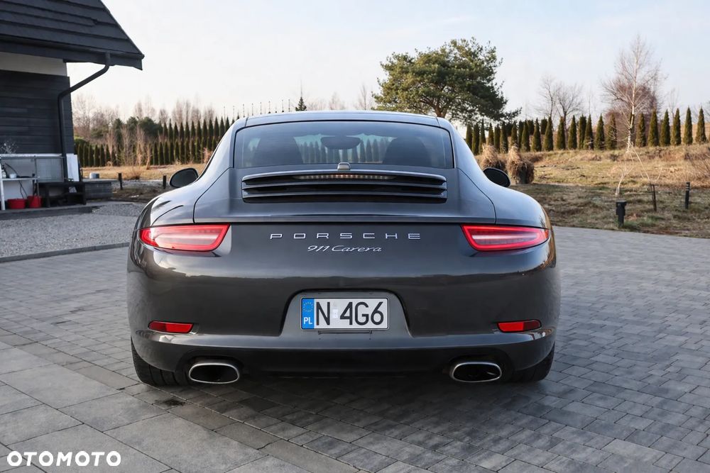 Porsche 911 Carrera PDK - 9