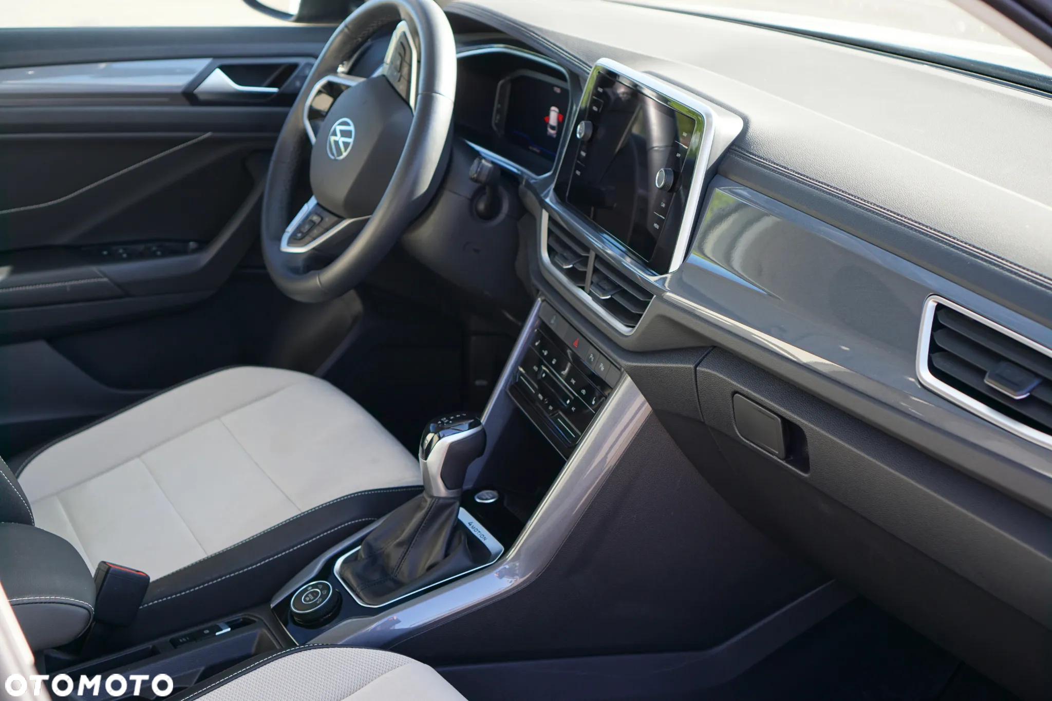 Volkswagen T-Roc 2.0 TSI 4Motion Style DSG - 9