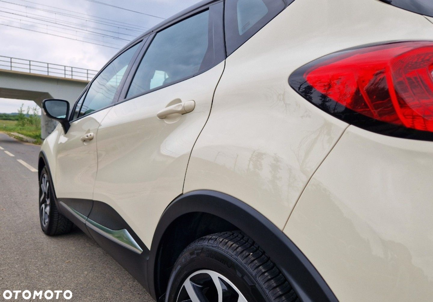 Renault Captur (ENERGY) TCe 90 INTENS - 15