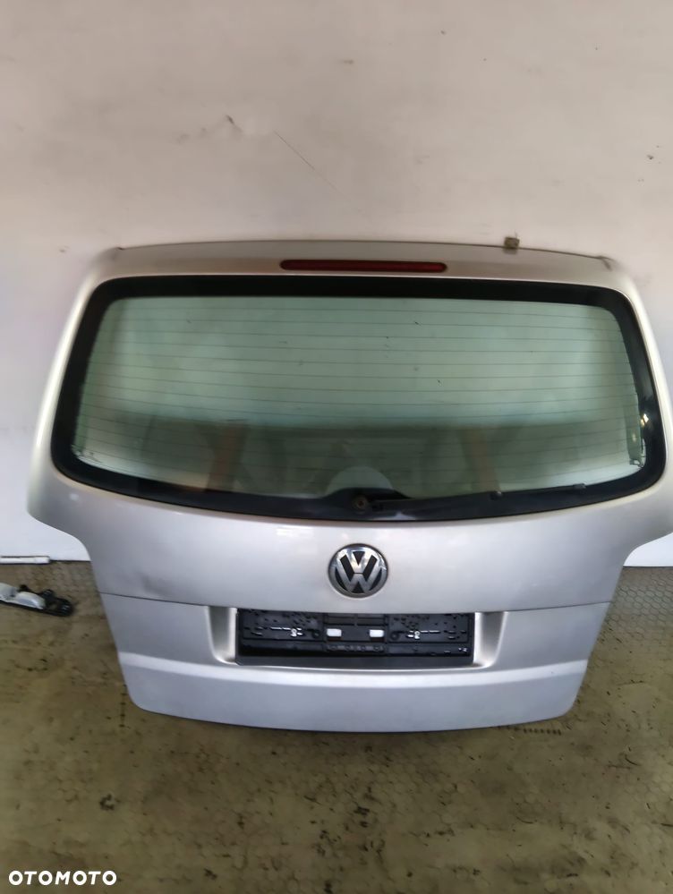 LA7W Klapa bagaznika VW Touran 03-10 czesci