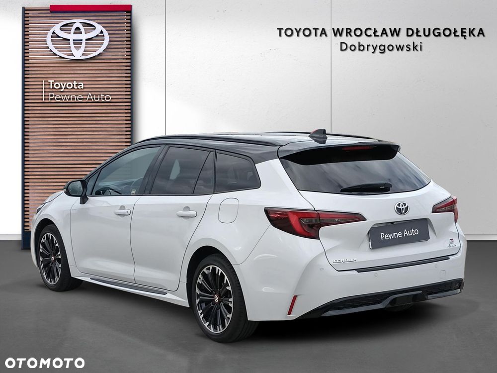 Toyota Corolla - 5