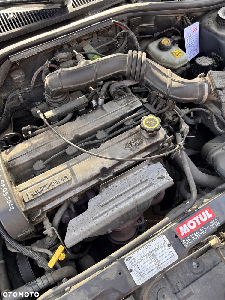 Ford Escort - 11