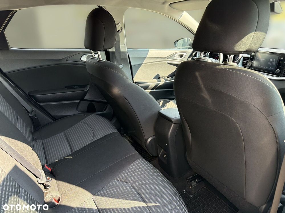 Kia XCeed 1.5 T-GDI M DCT - 30