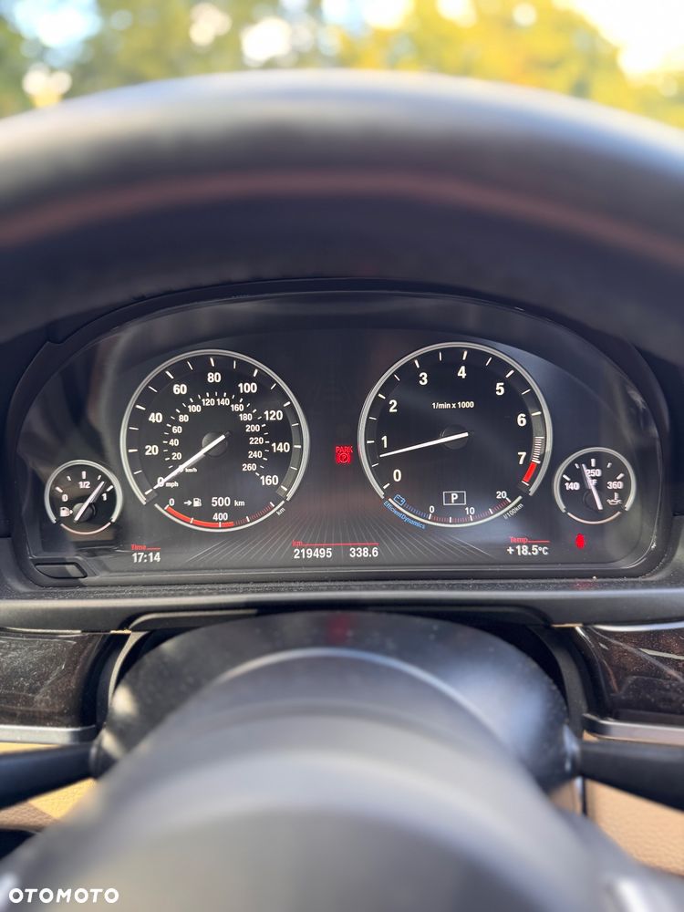 BMW Seria 5 535i - 11