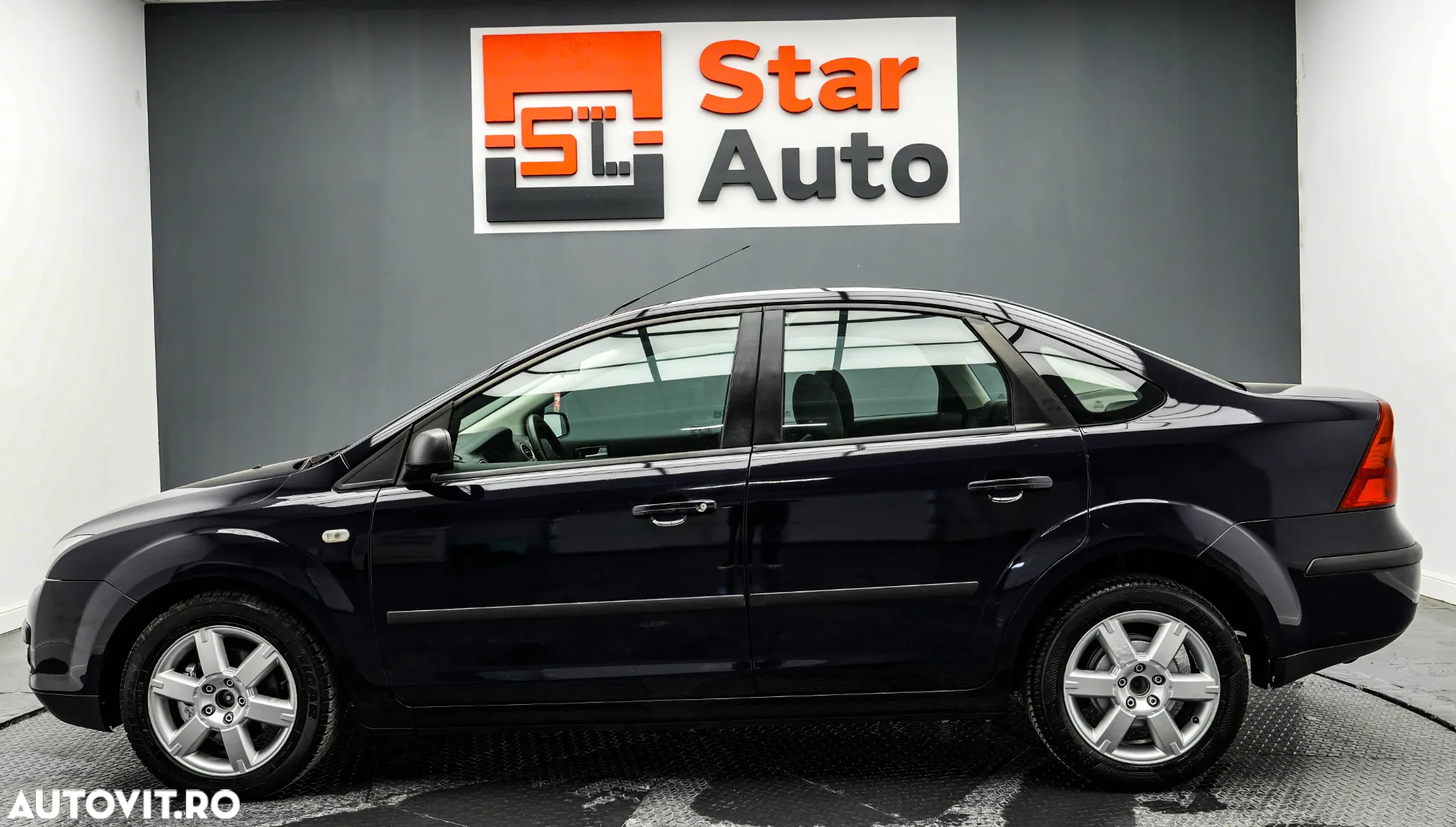 Ford Focus 1.6 TDCI Ambiente - 10