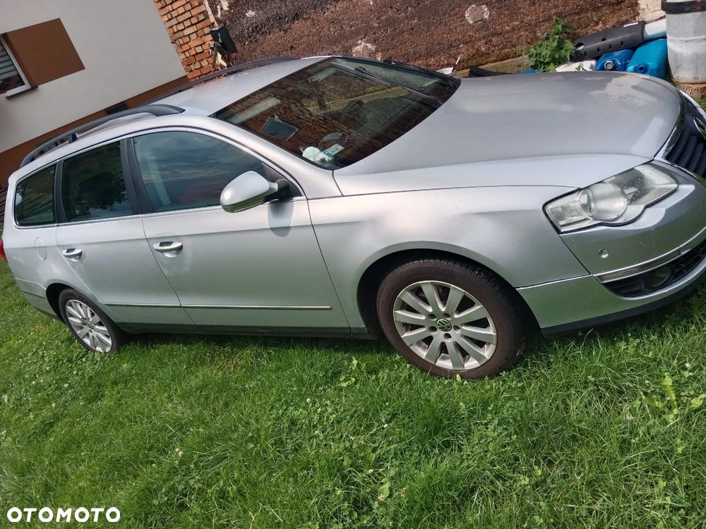 Volkswagen Passat 1.9 TDI DPF Trendline - 4