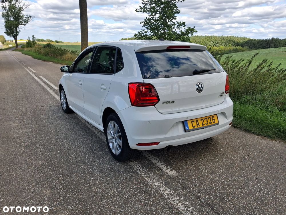 Volkswagen Polo 1.4 TDI Blue Motion Technology Allstar - 8