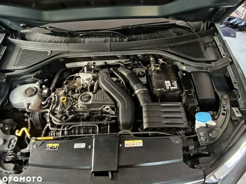 Volkswagen T-Roc - 31