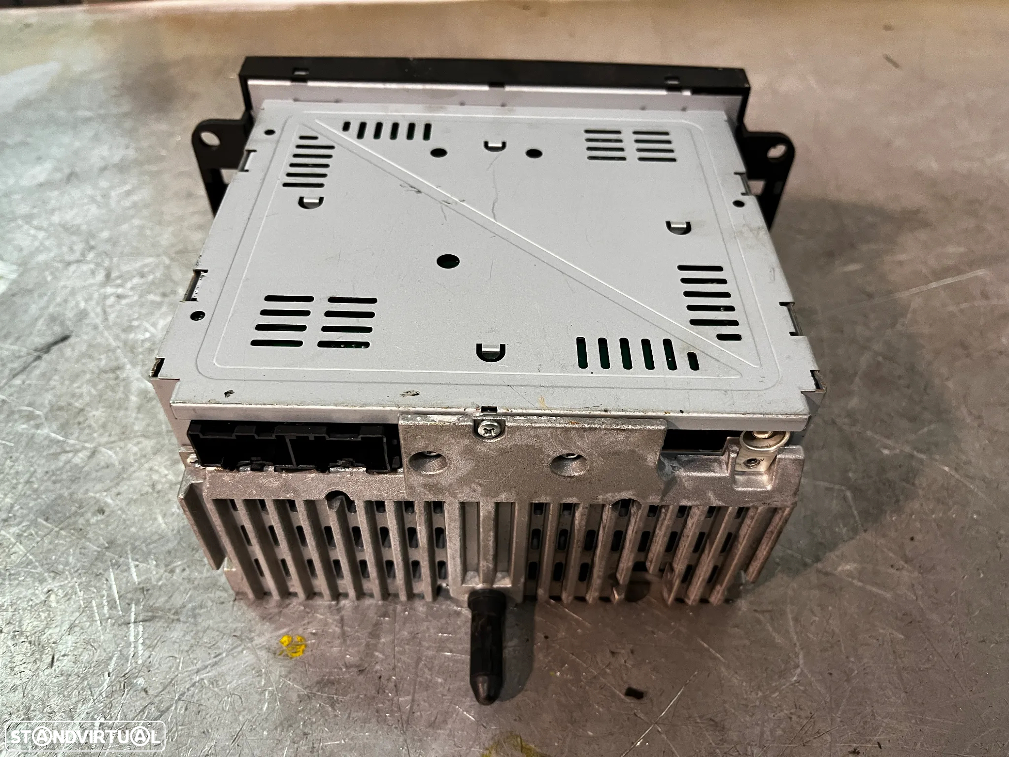 AUTO-RADIO ORIGINAL CHEVROLET AVEO / KALOS 96647737 - 3