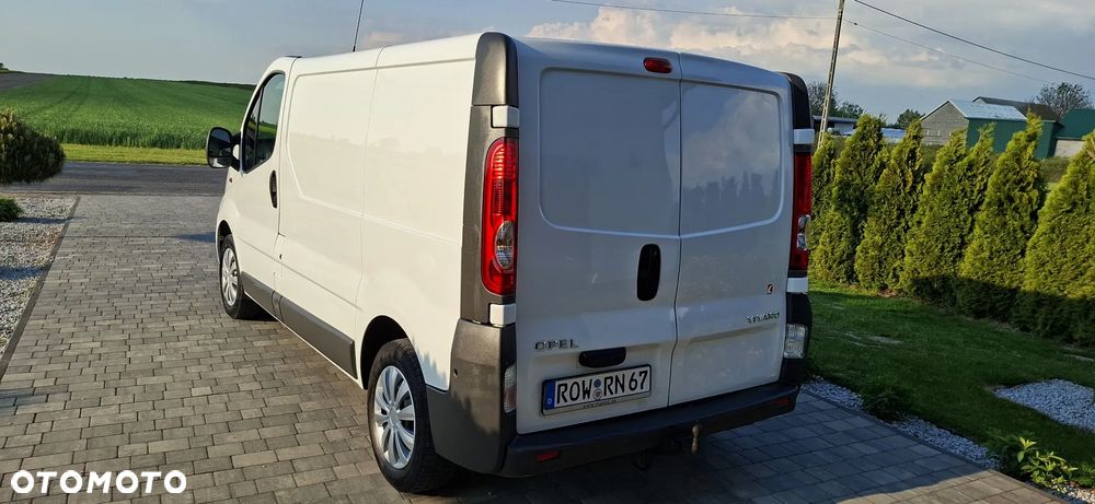 Opel vivaro - 12