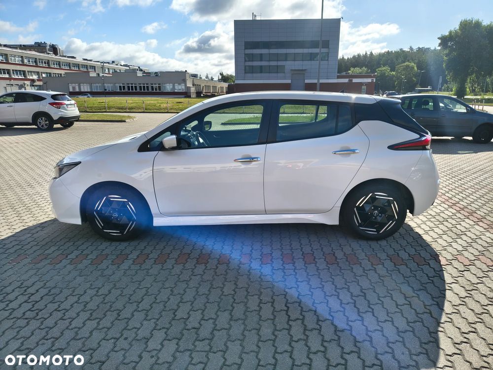 Nissan Leaf 40kWh Acenta - 28