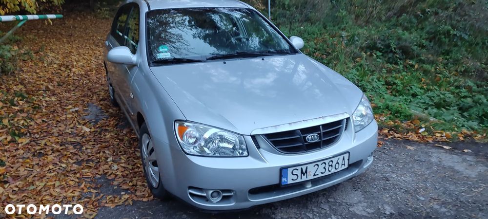 Kia Cerato 1.6 (klm) / Comfort - 14