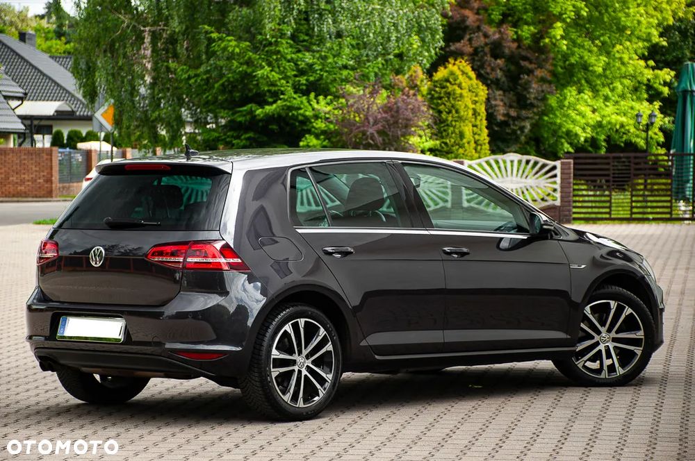 Volkswagen Golf 1.4 TSI BlueMotion Technology DSG Lounge - 19