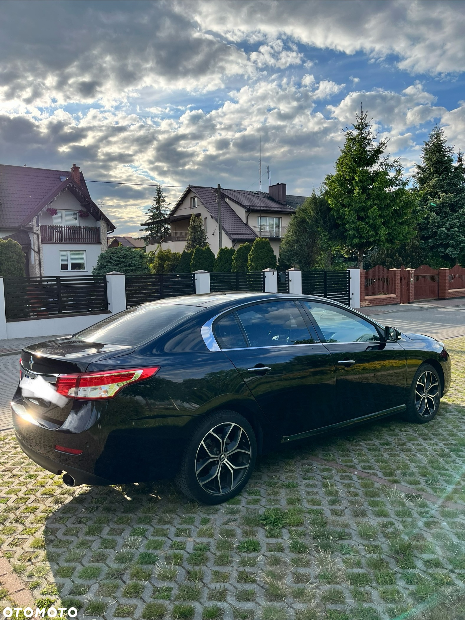 Renault Latitude dCi 175 FAP - 7